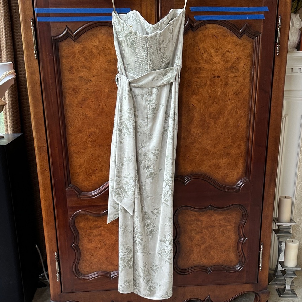V. Chapman June Printed Corset Front Slit Satin Gowm - Picture 10 of 15